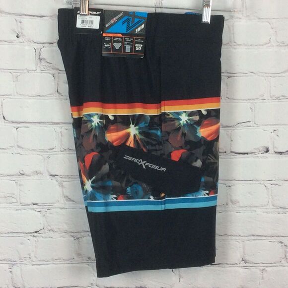 ZeroXposur Men's Size S Swim Trunks Printed Stretch Board Short Black UPF 50+NWT - Picture 1 of 10